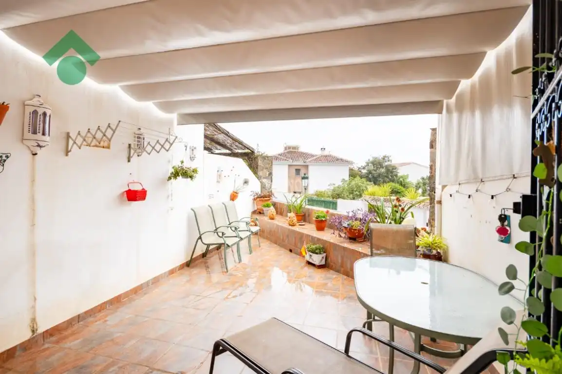 Terrasse von Einfamilien-Reihenhaus zum Verkauf in Nueva Nerja