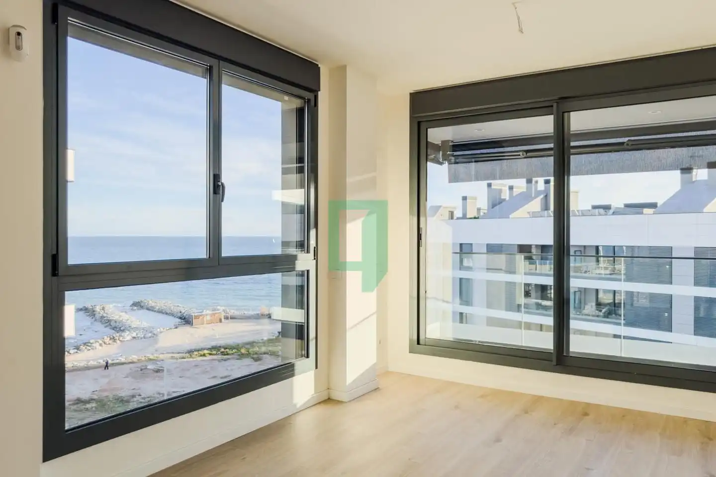 Bedroom of Flat for rent in Badalona  with Air Conditioner and Terrace