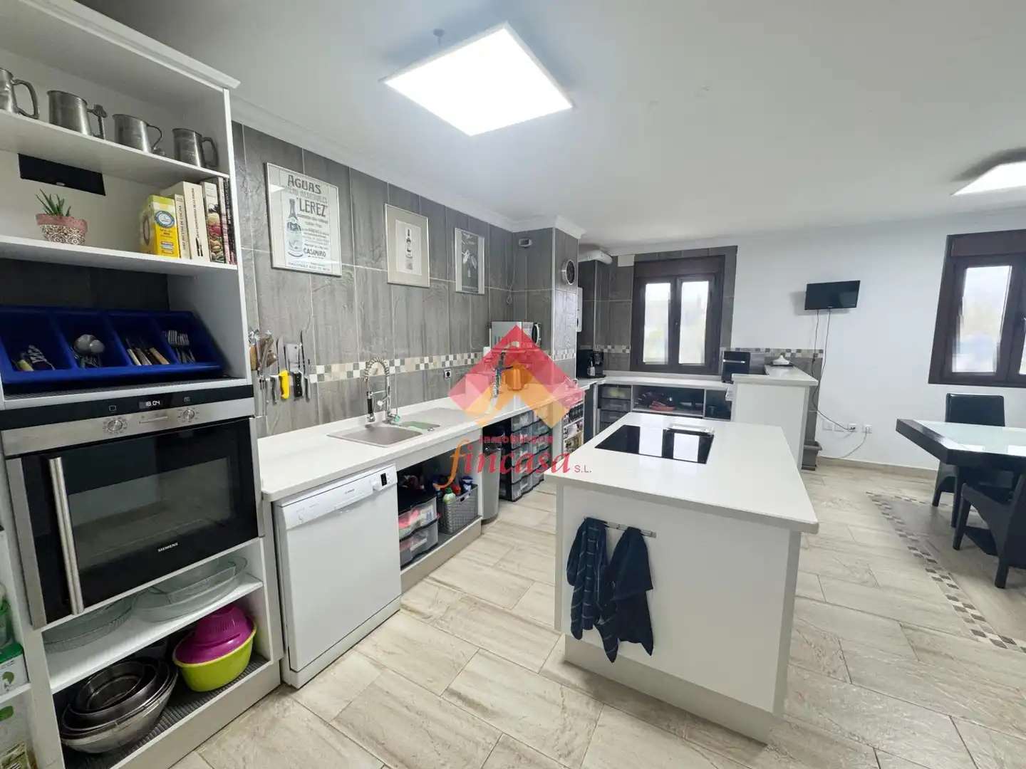 Kitchen of Flat for sale in Ronda  with Terrace and Furnished