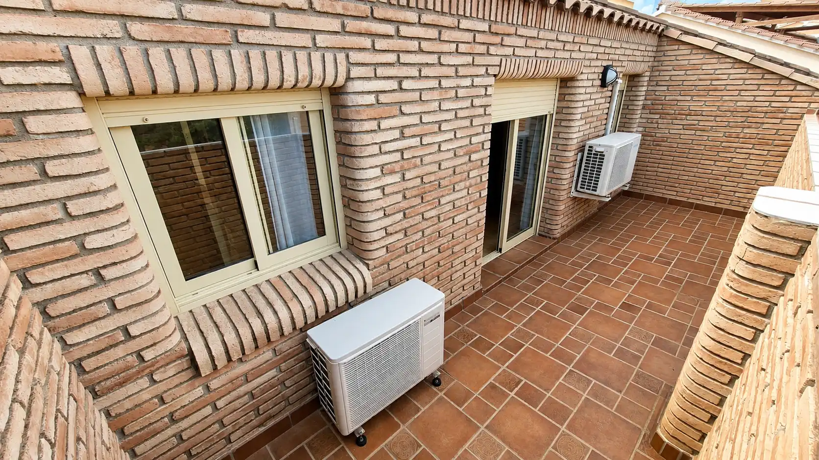 Terrassa de Casa o xalet en venda en Calafell amb Calefacció i Jardí privat