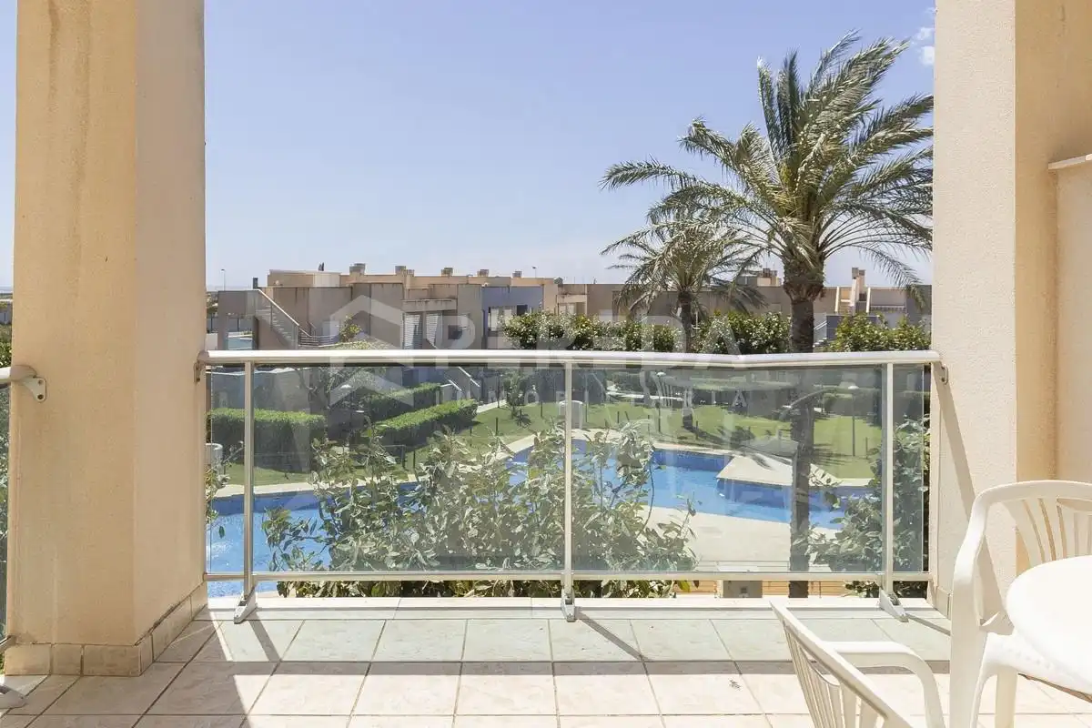 Terrasse von Wohnung zum Verkauf in Roquetas de Mar mit Klimaanlage, Terrasse und Möbliert