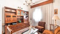 Sala d'estar de Pis en venda en  Madrid Capital