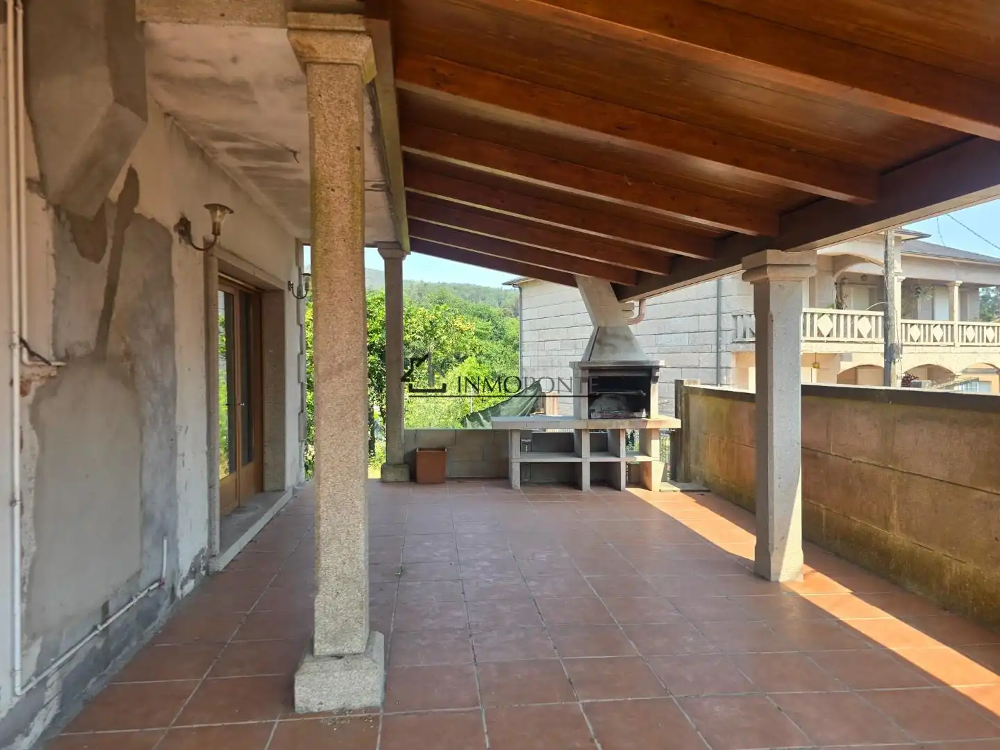 Terrassa de Casa o xalet en venda en Pontevedra Capital  amb Calefacció, Jardí privat i Terrassa