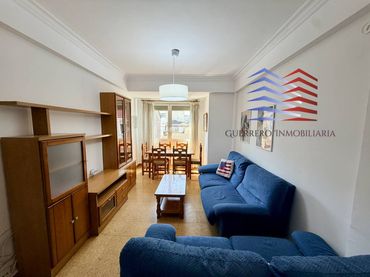 Flat with balcony to rent in Avenida LA HABANA