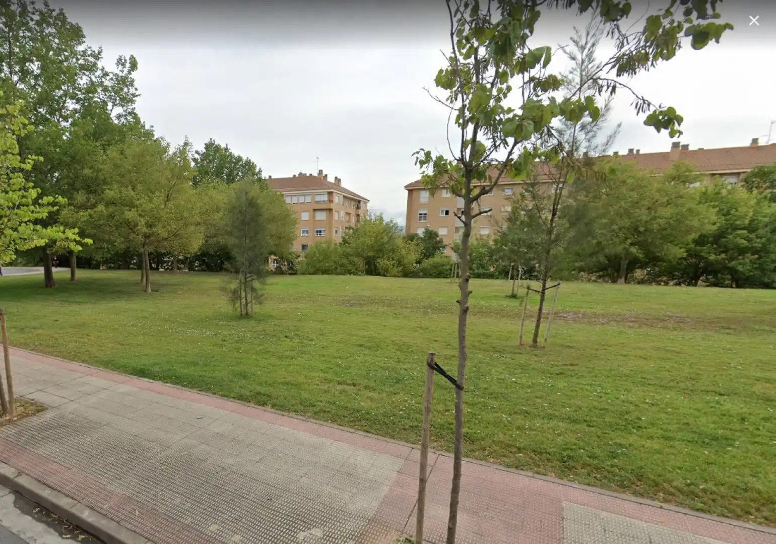 Local de alquiler en  Logroño