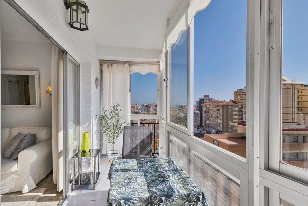 Bedroom of Apartment for sale in Fuengirola  with Air Conditioner, Terrace and Furnished