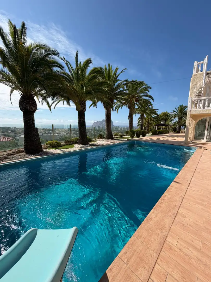 Chalet con piscina en venta en Cometa, imagen 3