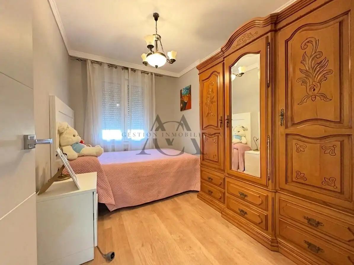 Bedroom of Flat for sale in Lucena  with Air Conditioner, Heating and Terrace