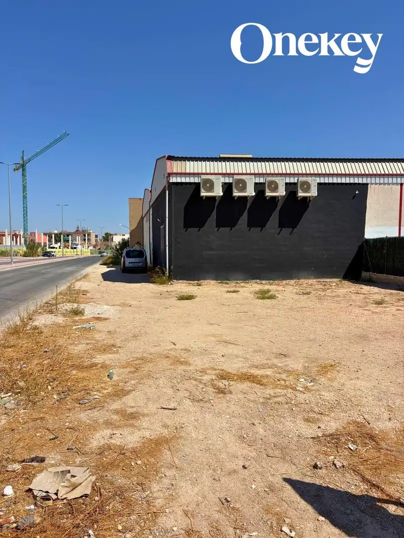 Nau industrial en venda a de los Isidoros 8, imagen 9