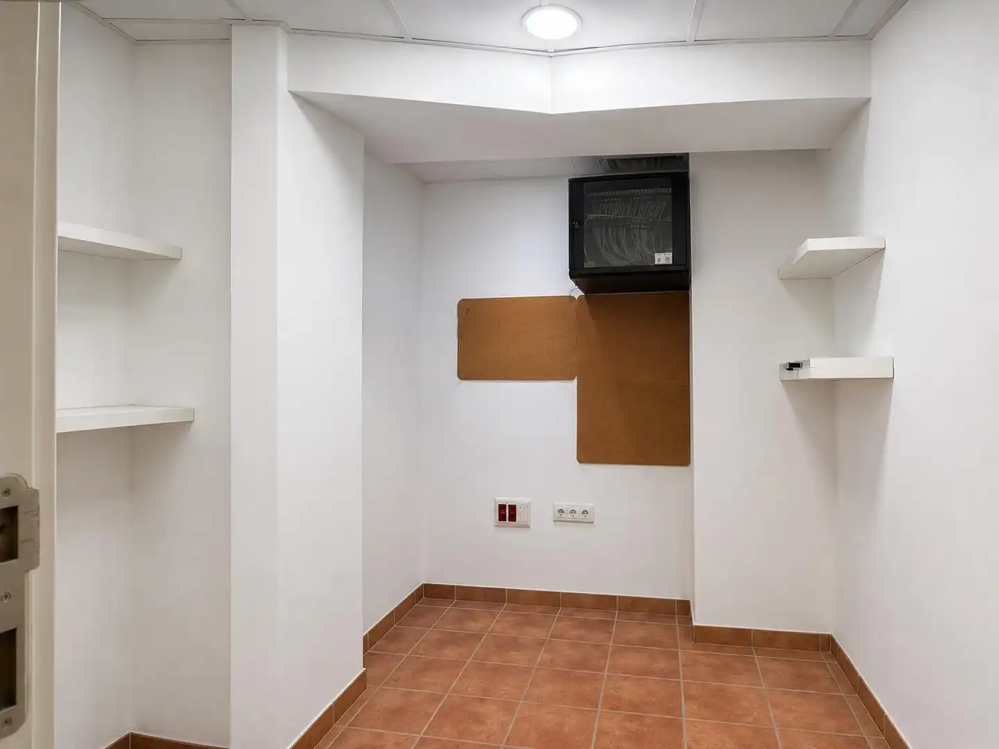 Gewerbefläche zum Verkauf in Avenida de Marià Fortuny 32, imagen 13