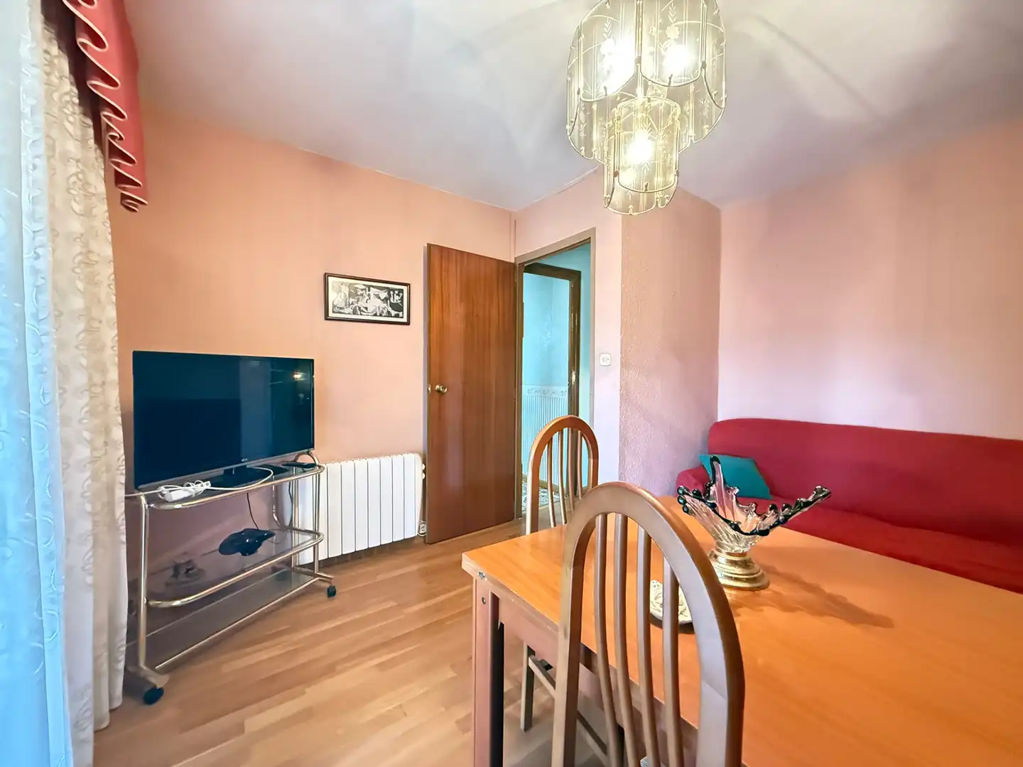 Habitación de Ático en venta en Caspe con Aire acondicionado, Calefacción y Amueblado