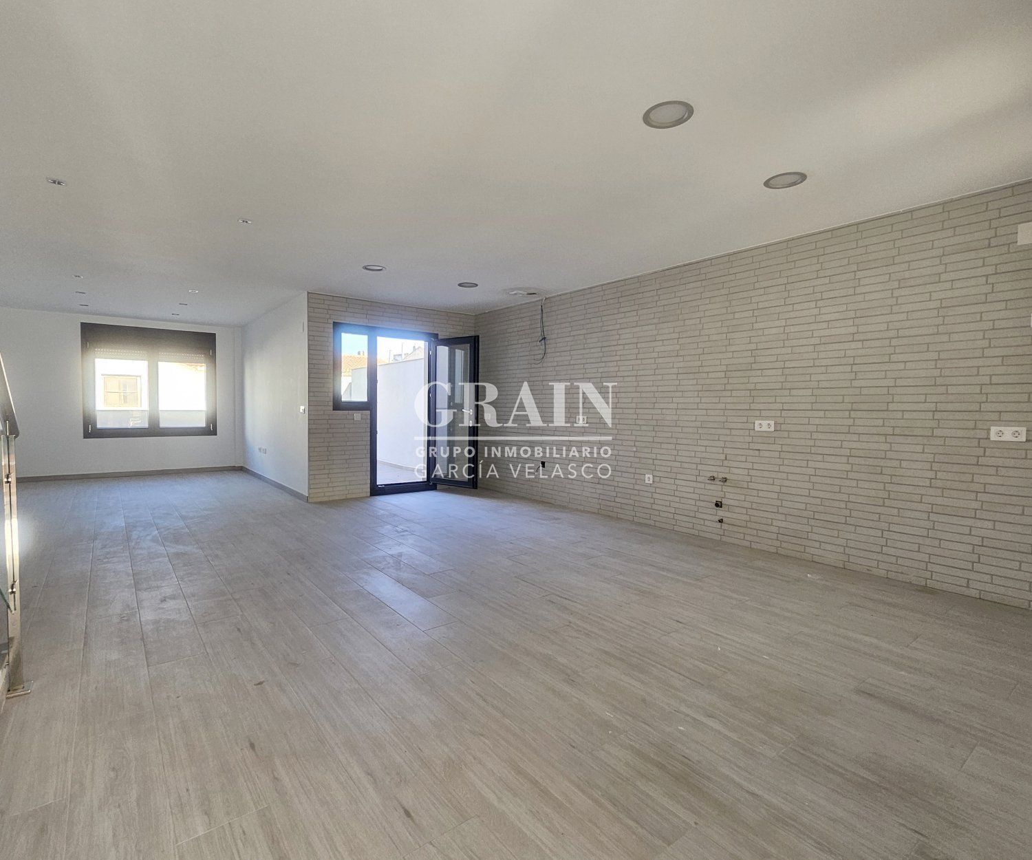 Casa adosada en venda en Pozo Cañada amb Calefacció, Terrassa i Traster