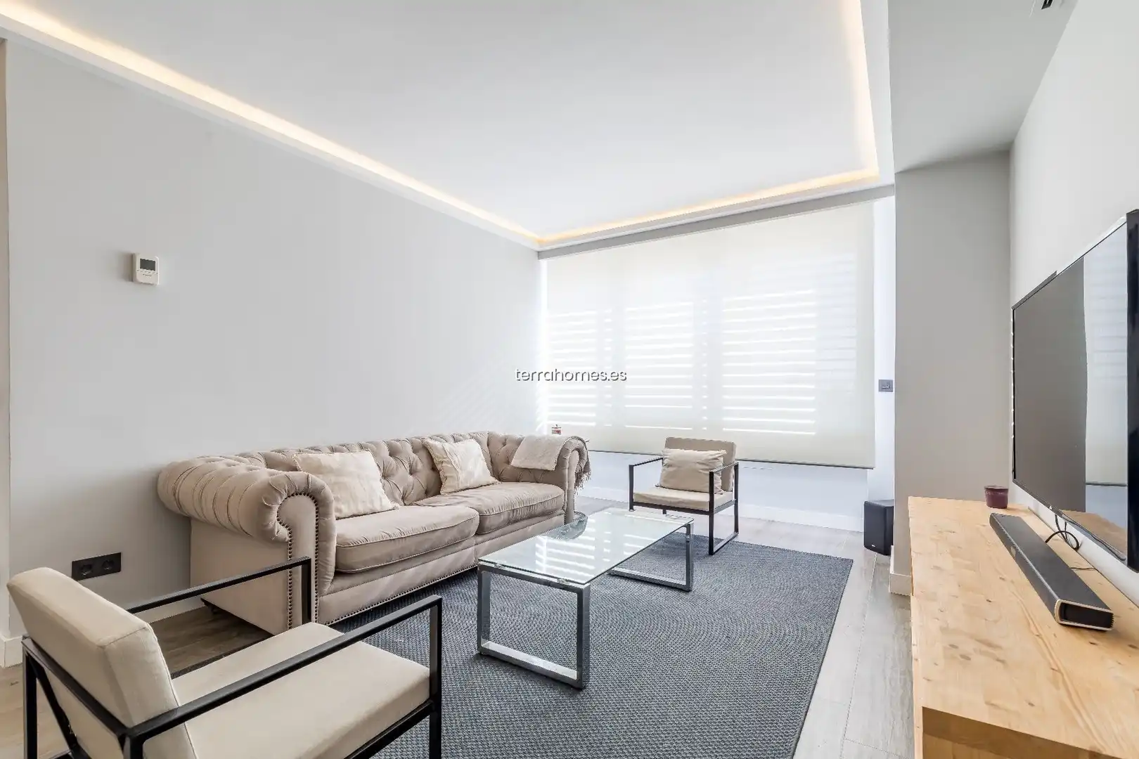 Sala d'estar de Dúplex de lloguer en Madrid amb Aire condicionat, Calefacció i Moblat