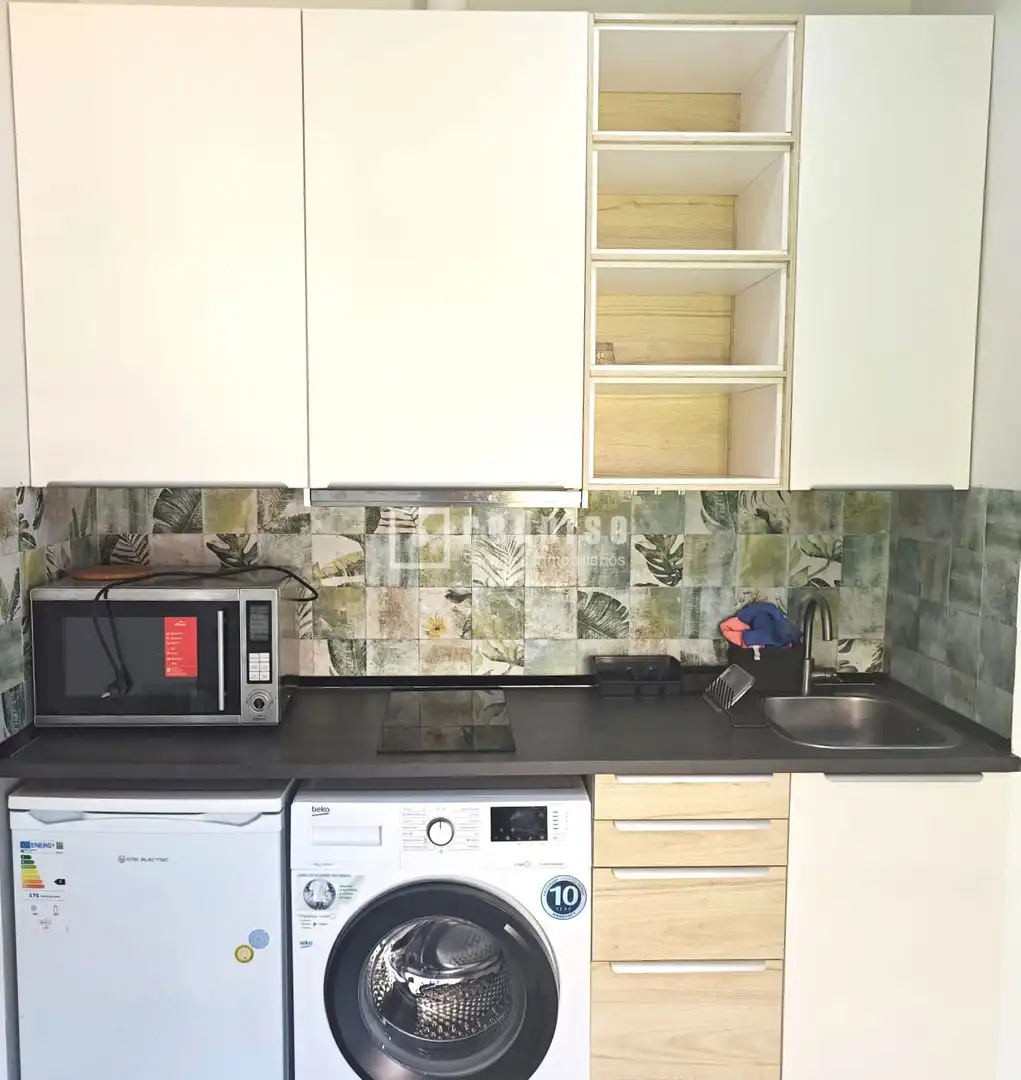 Cuina de Apartament en venda en Madrid amb Aire condicionat