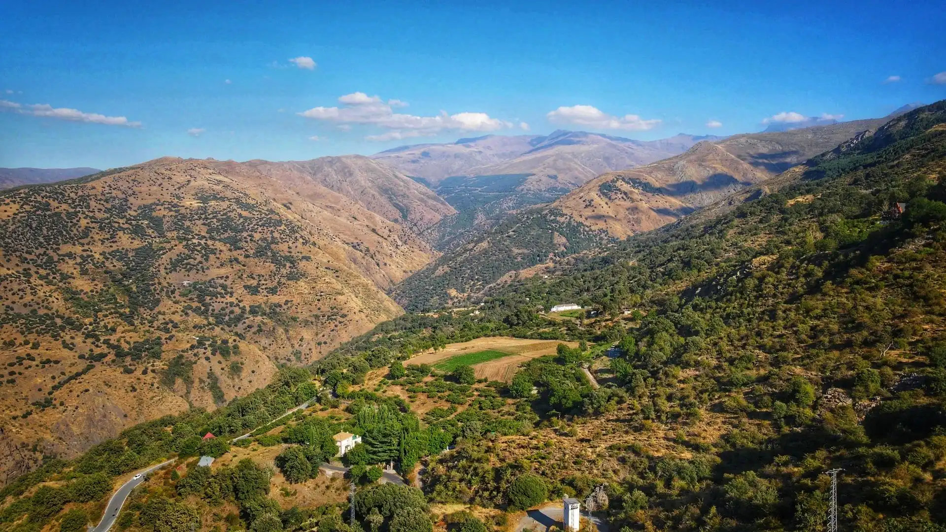 Vista exterior de Casa o chalet en venta en Güéjar Sierra con Calefacción, Jardín privado y Terraza