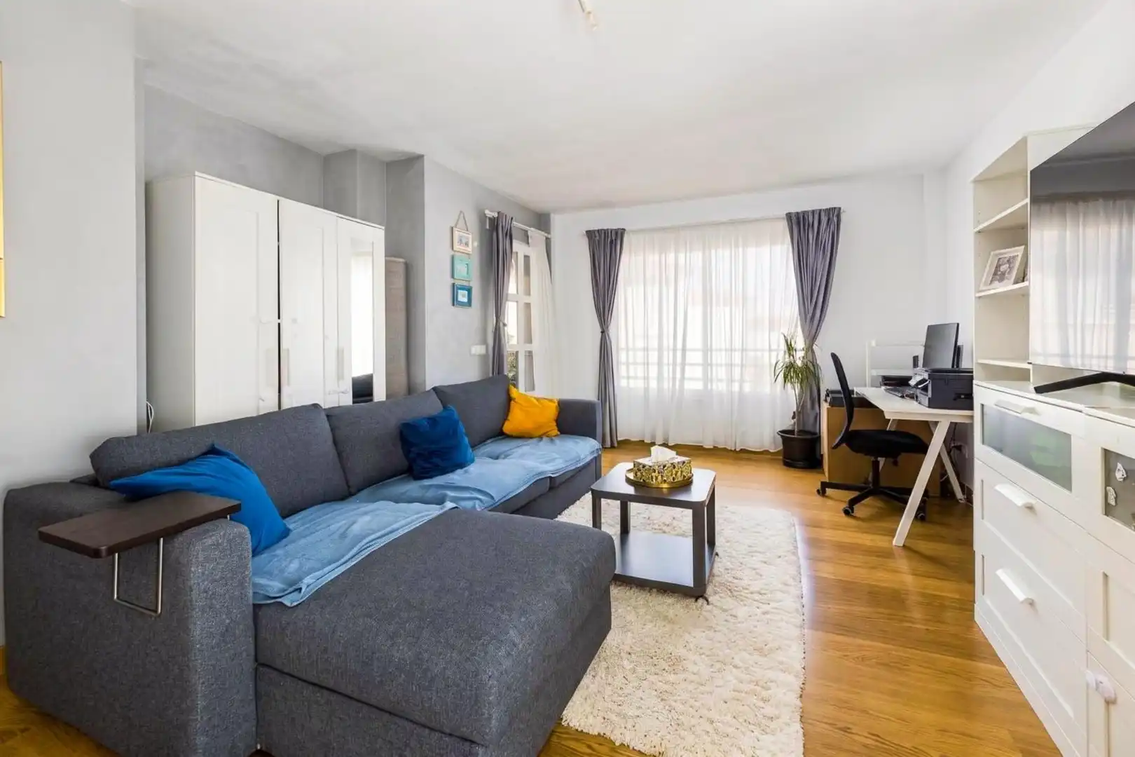 Wohnzimmer von Wohnung zum Verkauf in Llucmajor mit Klimaanlage, Heizung und Privatgarten