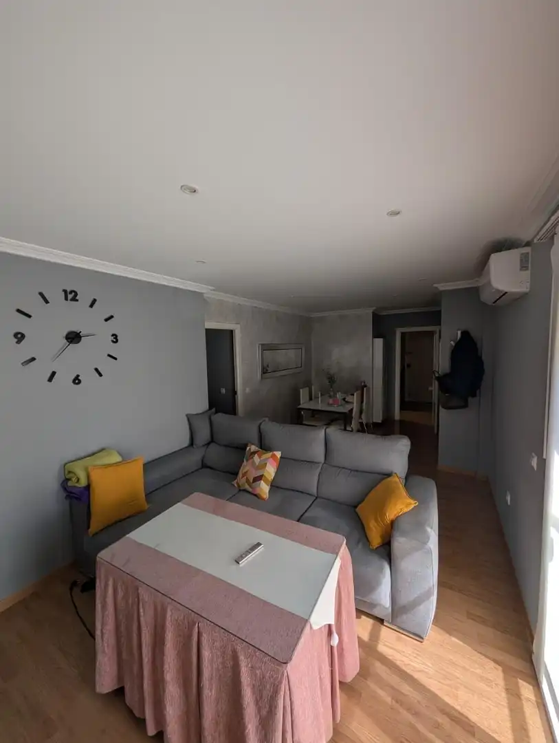 Wohnzimmer von Wohnung zum Verkauf in Utrera mit Klimaanlage, Parkett und Abstellraum