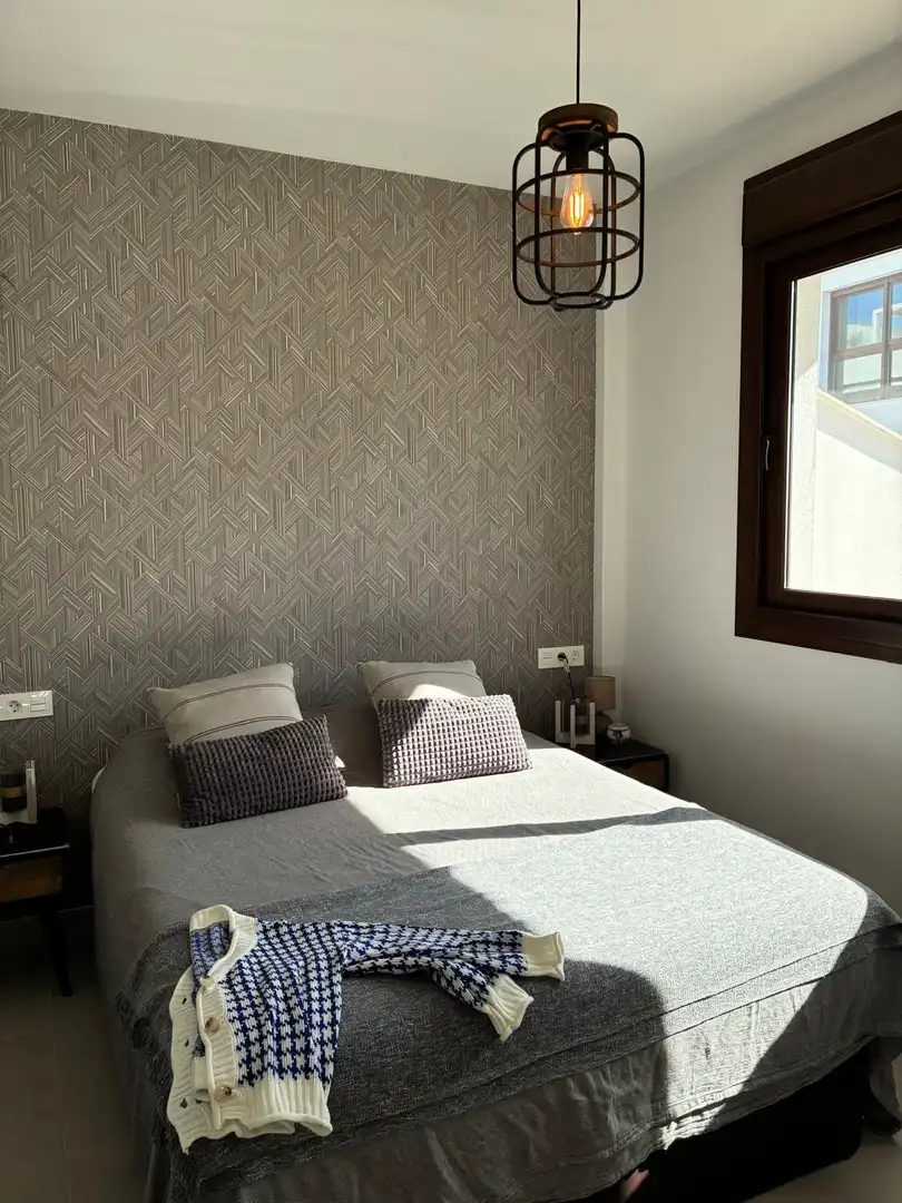 Habitación de Casa adosada en venta en San Pedro del Pinatar con Aire acondicionado, Terraza y Amueblado