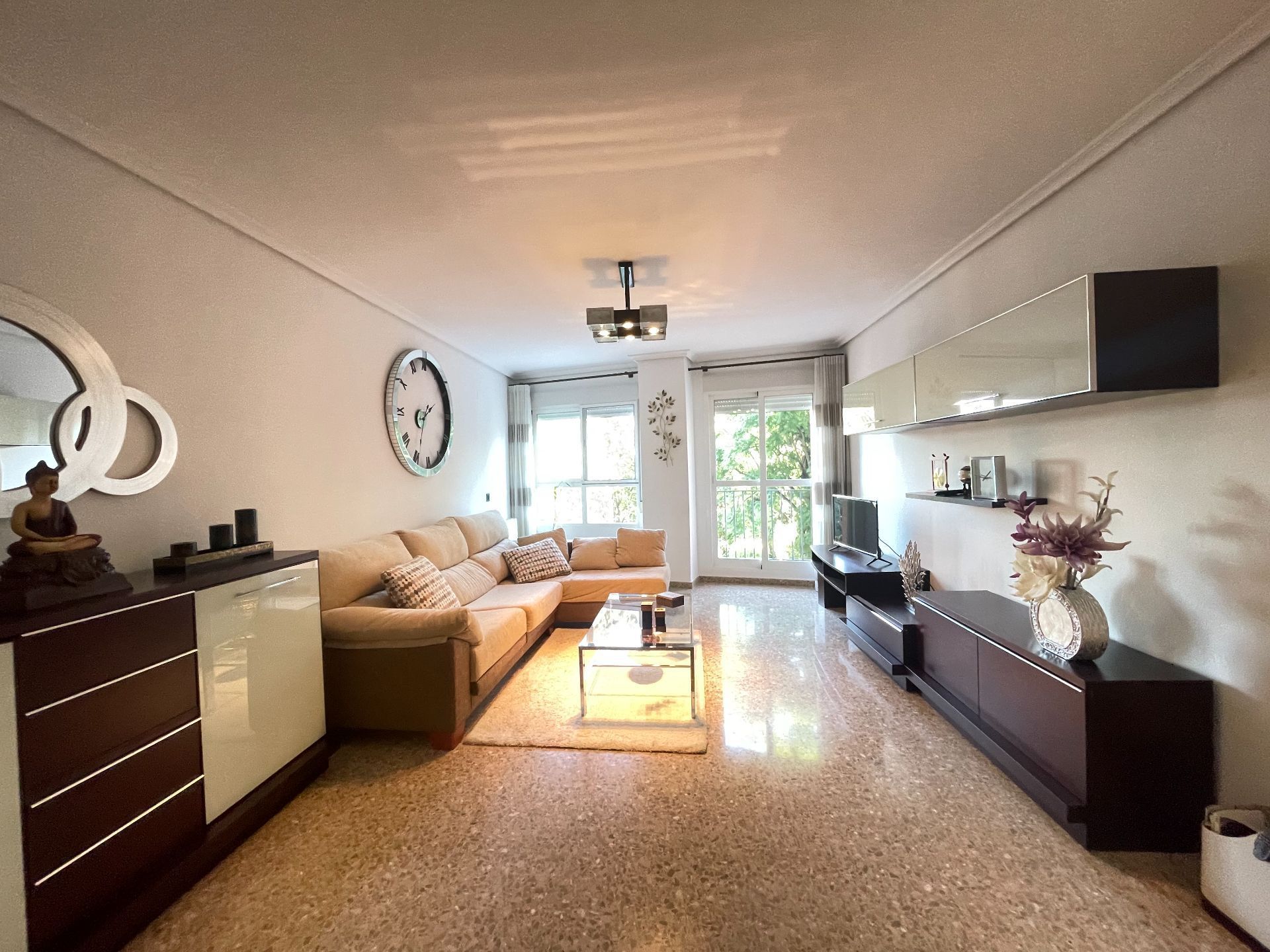 Living room of Flat for sale in Castellón de la Plana / Castelló de la Plana  with Terrace and Furnished