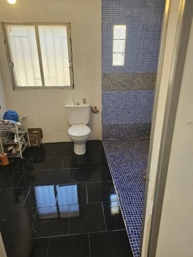 Bany de Casa o xalet en venda en Montroi / Montroy amb Aire condicionat, Calefacció i Jardí privat