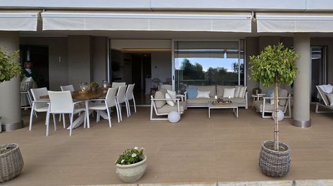 Photo 4 of Flat for sale in Los Arqueros - Puerto del Almendro, Benahavís