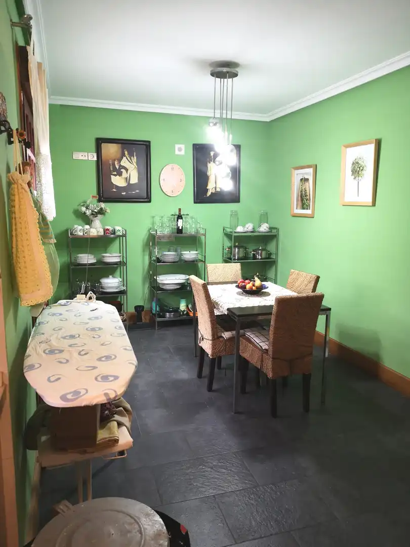 Menjador de Casa o xalet en venda en Guriezo amb Calefacció, Jardí privat i Terrassa