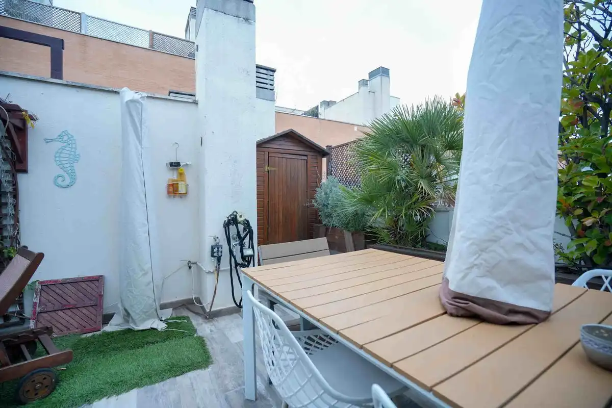 Terrassa de Àtic en venda en Madrid amb Aire condicionat, Calefacció i Jardí privat