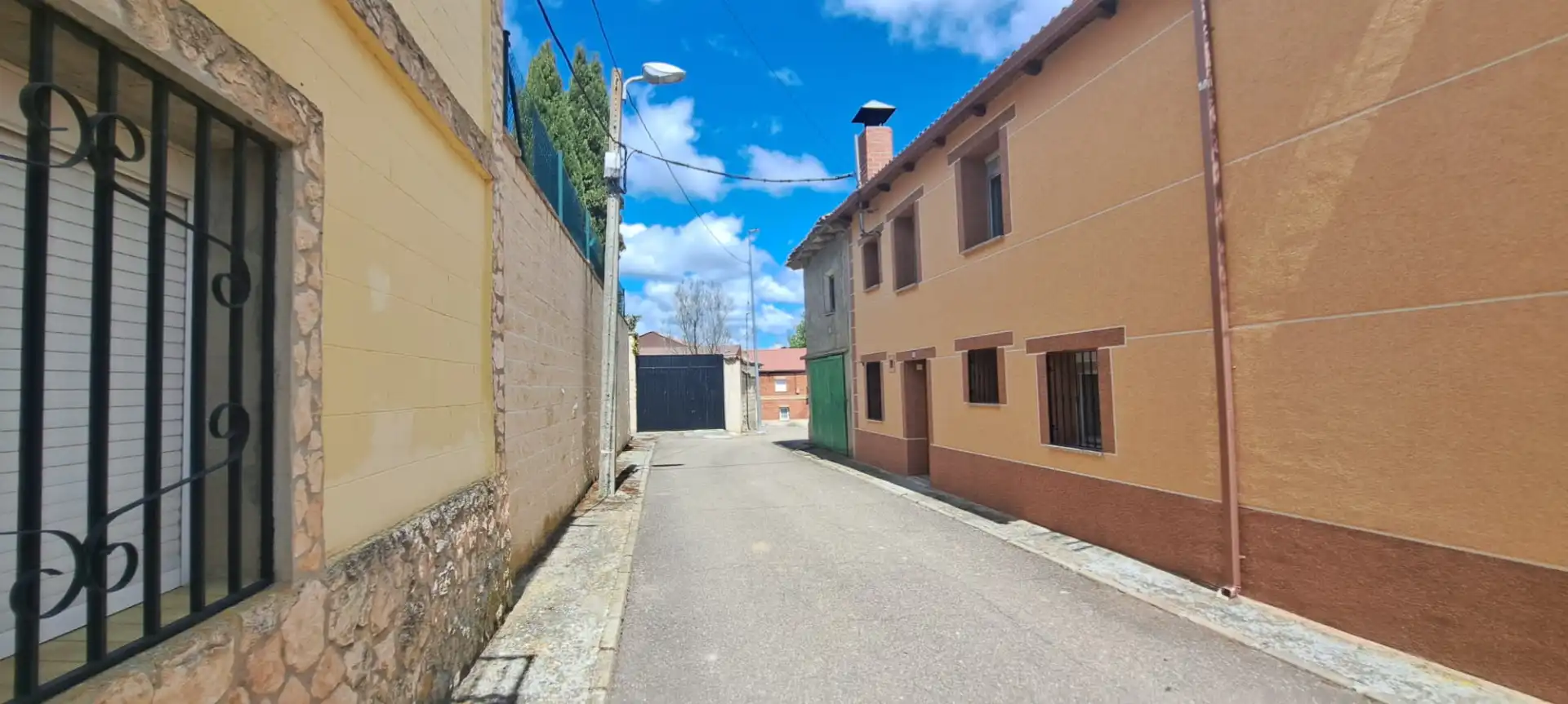 Vista exterior de Residencial en venda en Corcos