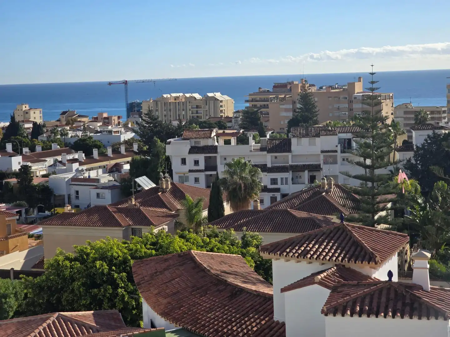 Vista exterior de Dúplex en venta en Torremolinos con Jardín privado, Terraza y Trastero