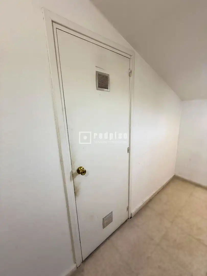 Piso en venta en Fuenlabrada con Aire acondicionado, Calefacción y Jardín privado