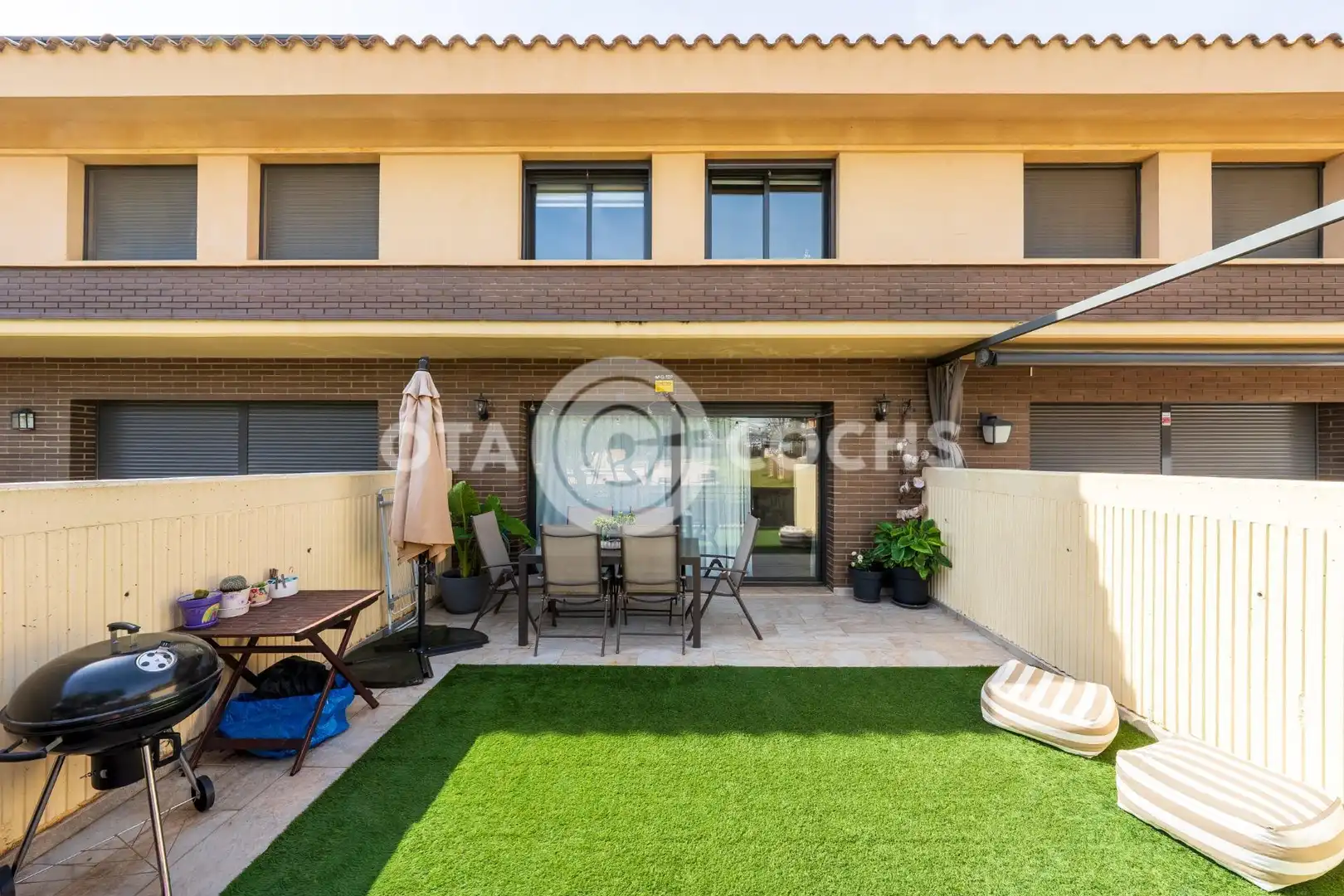 Terraza de Casa o chalet en venta en Montbrió del Camp con Aire acondicionado, Jardín privado y Piscina comunitaria