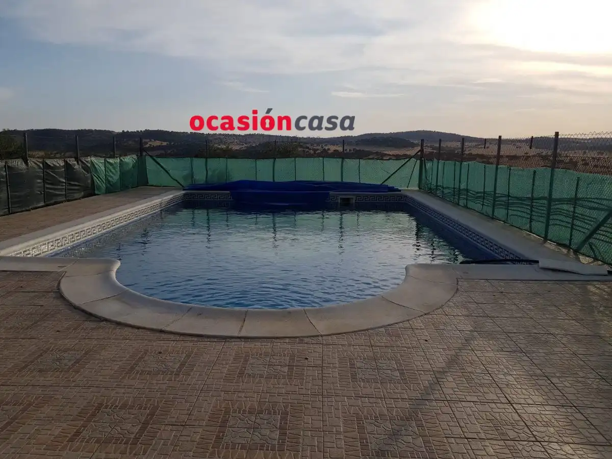 Piscina de Finca rústica en venta en Espiel con Piscina y Amueblado