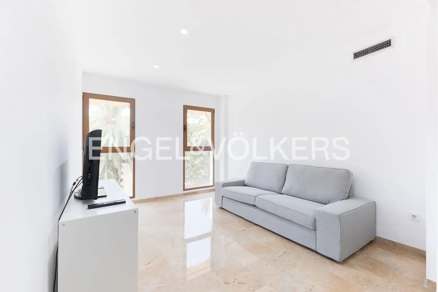 Living room of Flat for rent in Valencia  with Air Conditioner, Heating and Swimming Pool