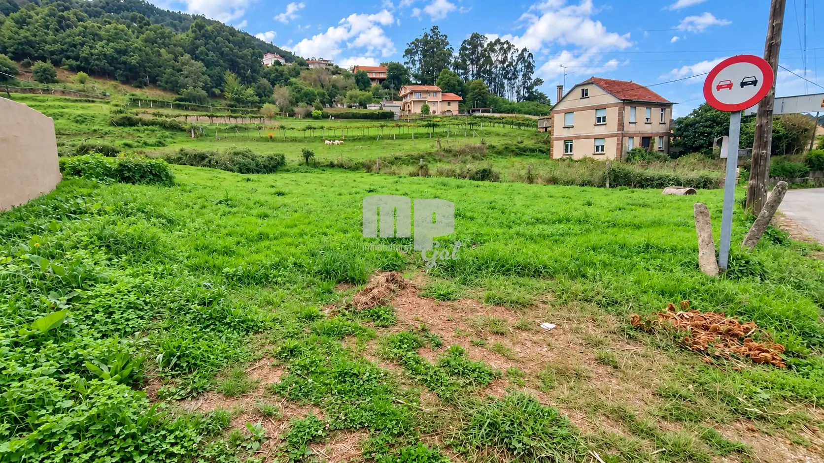 Terreny residencial en venda a Camiño Eira Pedriña