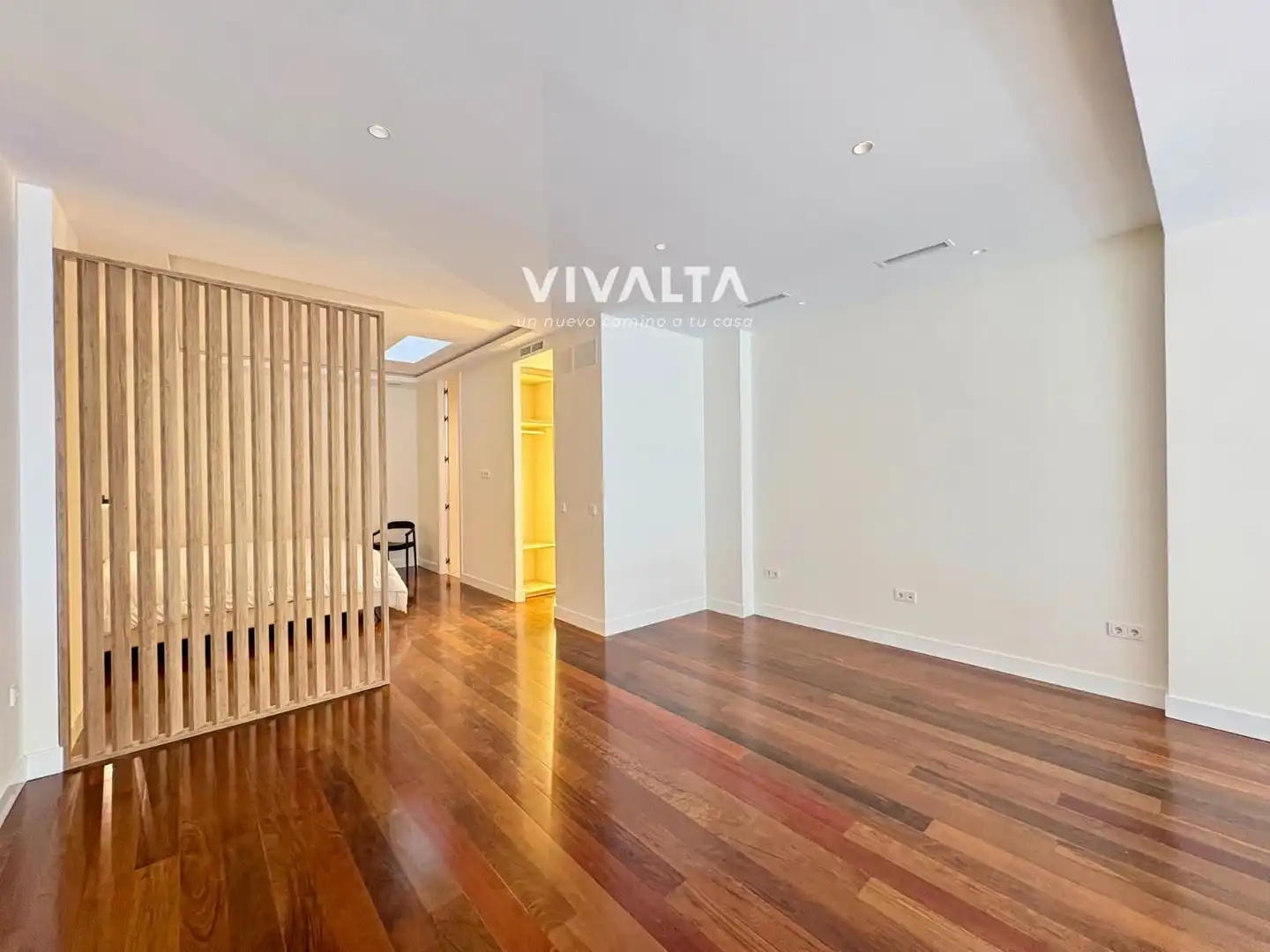 Schlafzimmer von Maisonette zum Verkauf in Madrid mit Klimaanlage, Heizung und Haustechnik