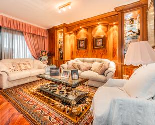 Living room of Flat for sale in  Madrid Capital  with Air Conditioner, Heating and Terrace