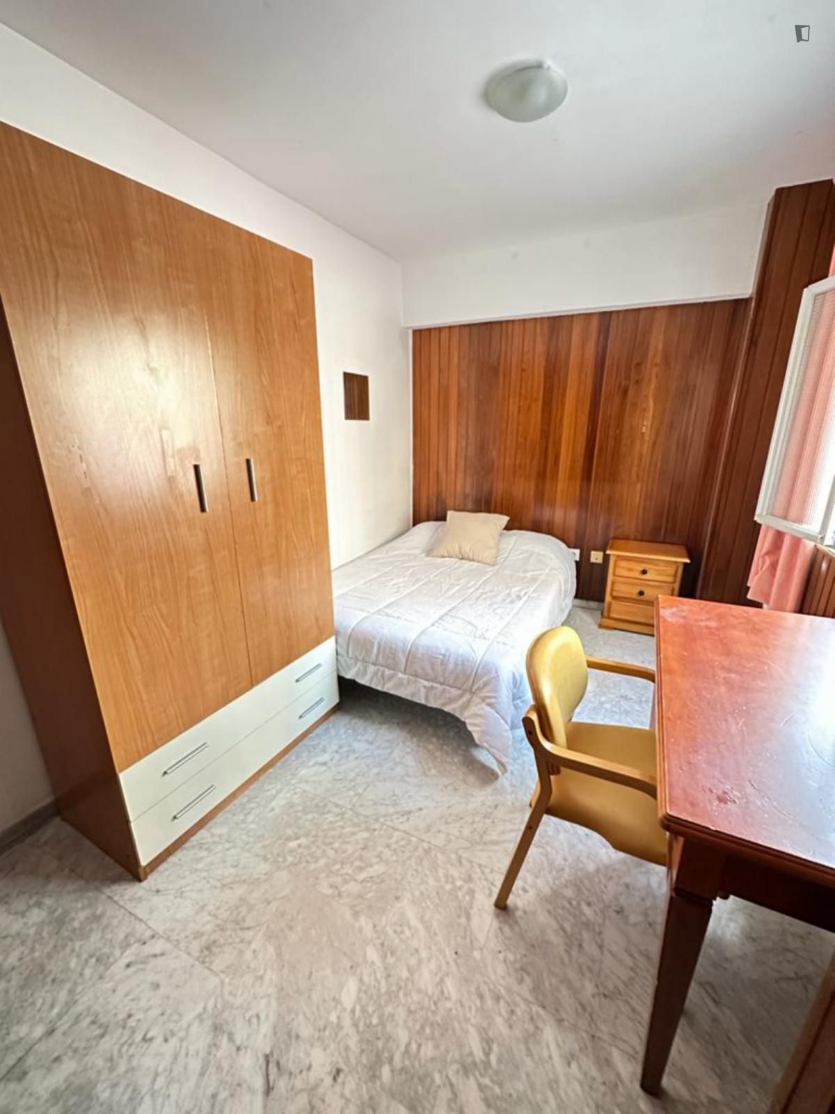 Apartament per a compartir a Santa Cristina - San Rafael