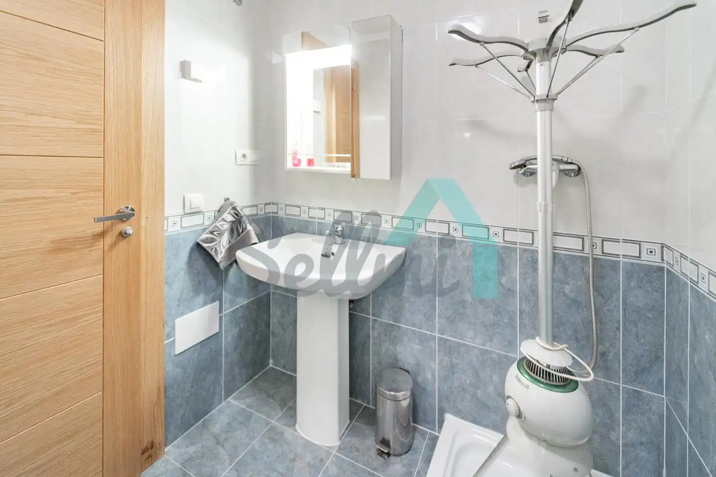 Baño de Piso en venta en San Martín del Rey Aurelio con Calefacción, Parquet y Trastero