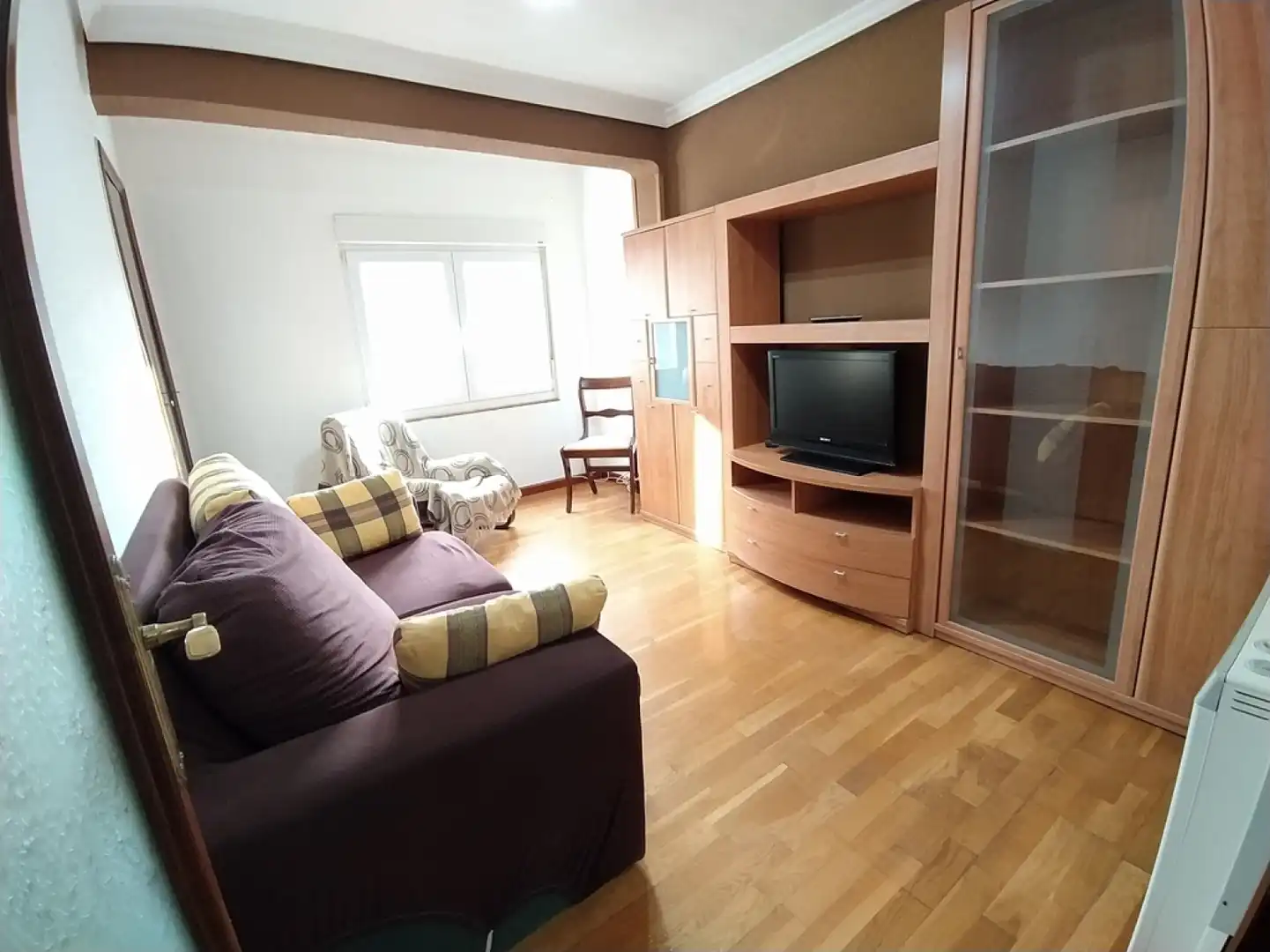 Sala de estar de Piso en venta en Avilés con Calefacción, Parquet y Amueblado