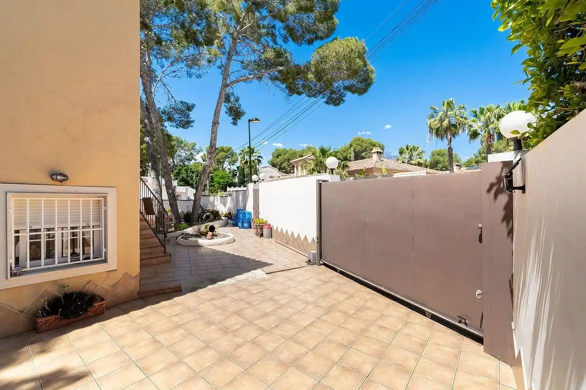 Villa zum Verkauf in Calle Calle Limonero, imagen 4