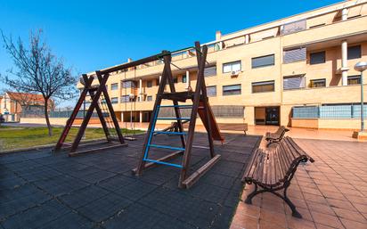 Vista exterior de Dúplex de lloguer en Leganés amb Terrassa