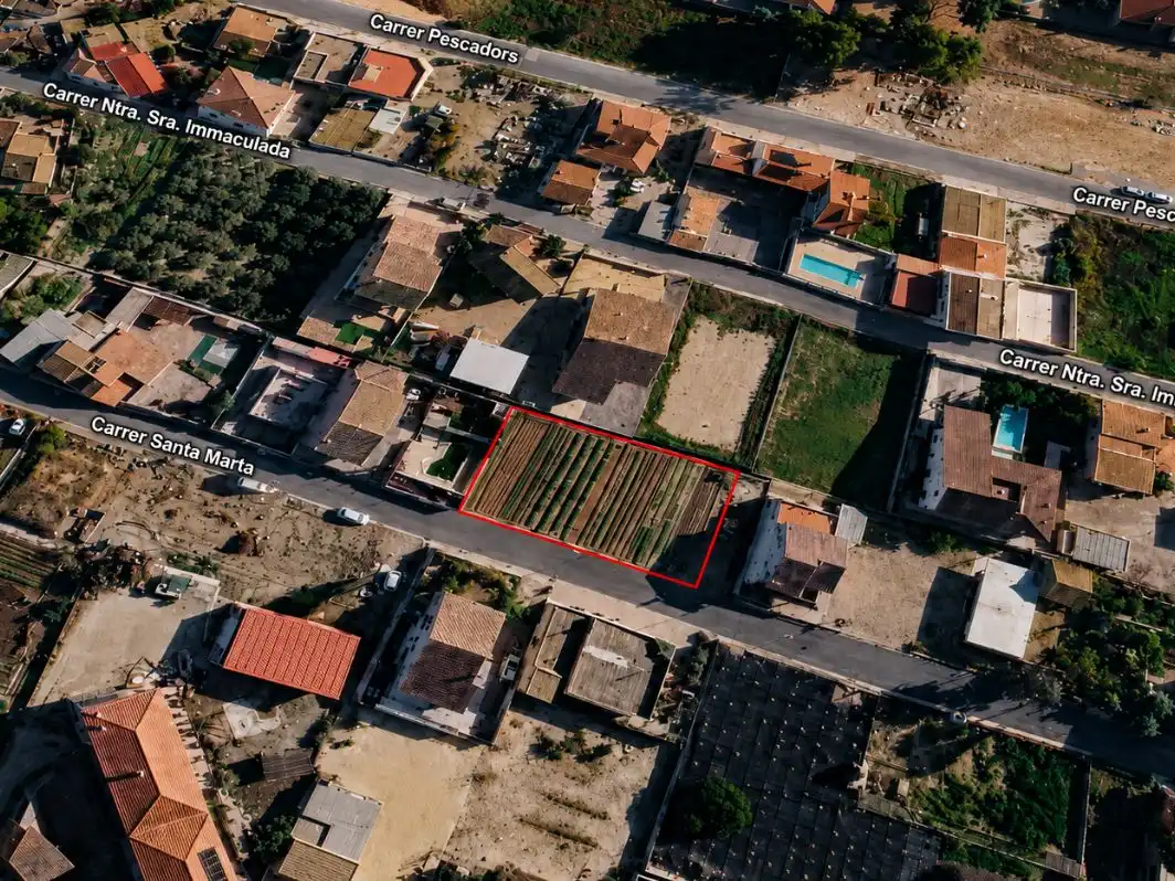 Terreno residencial en venta en Carrer Santa Marta 9, imagen 2