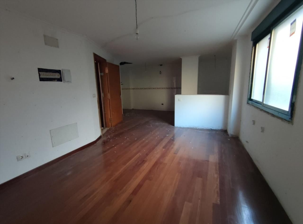 Pis en venda en A Cañiza   amb Calefacció i Terrassa