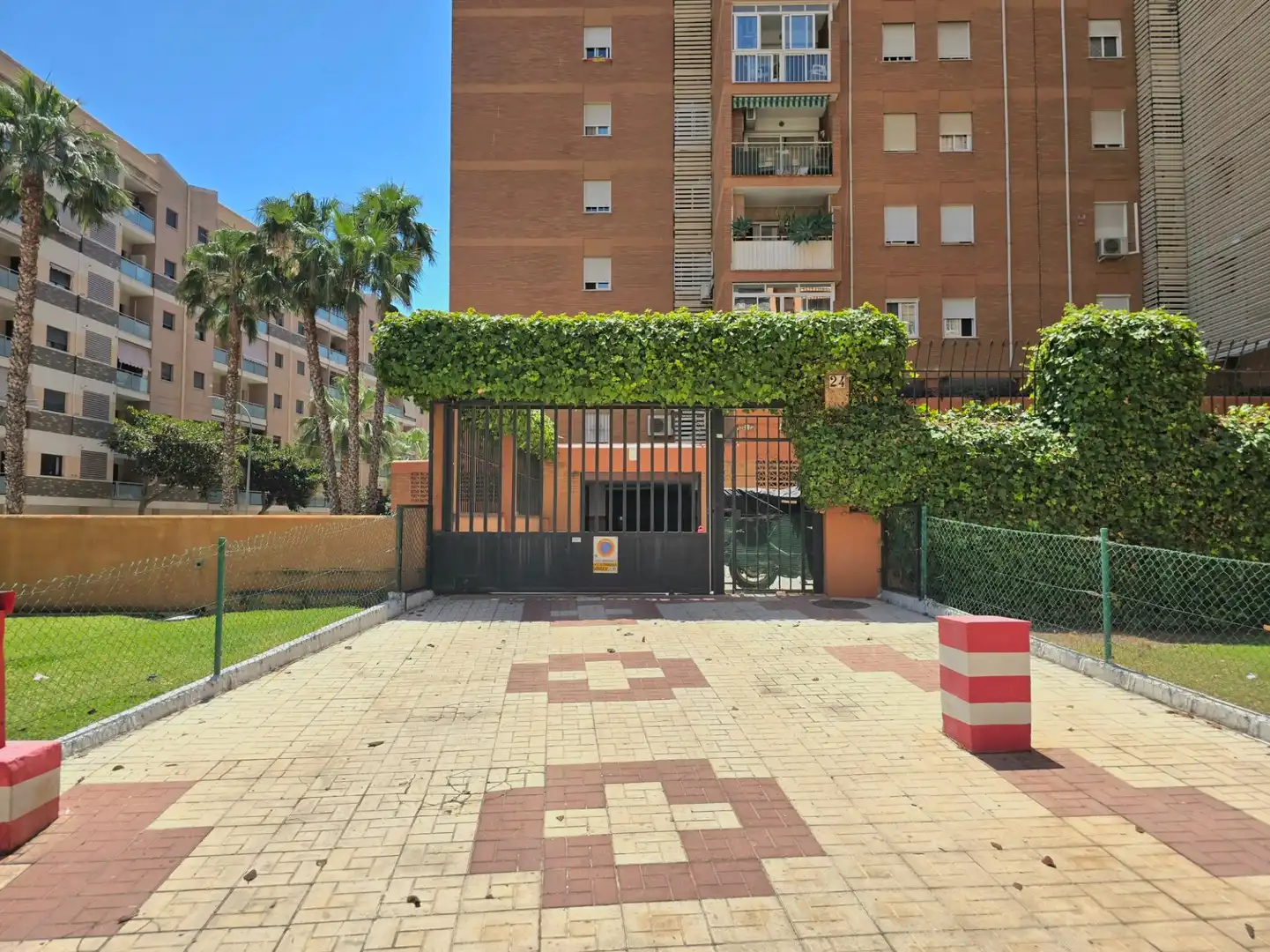 Außenansicht von Wohnung zum Verkauf in Torremolinos mit Klimaanlage, Parkett und Terrasse