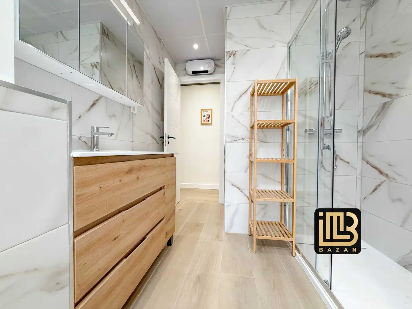 Badezimmer von Wohnung zur untervermieten in Málaga mit Klimaanlage und Möbliert