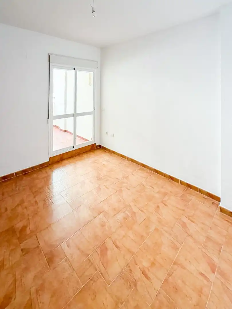Casa adosada en venda en Alhaurín de la Torre amb Aire condicionat, Jardí privat i Terrassa