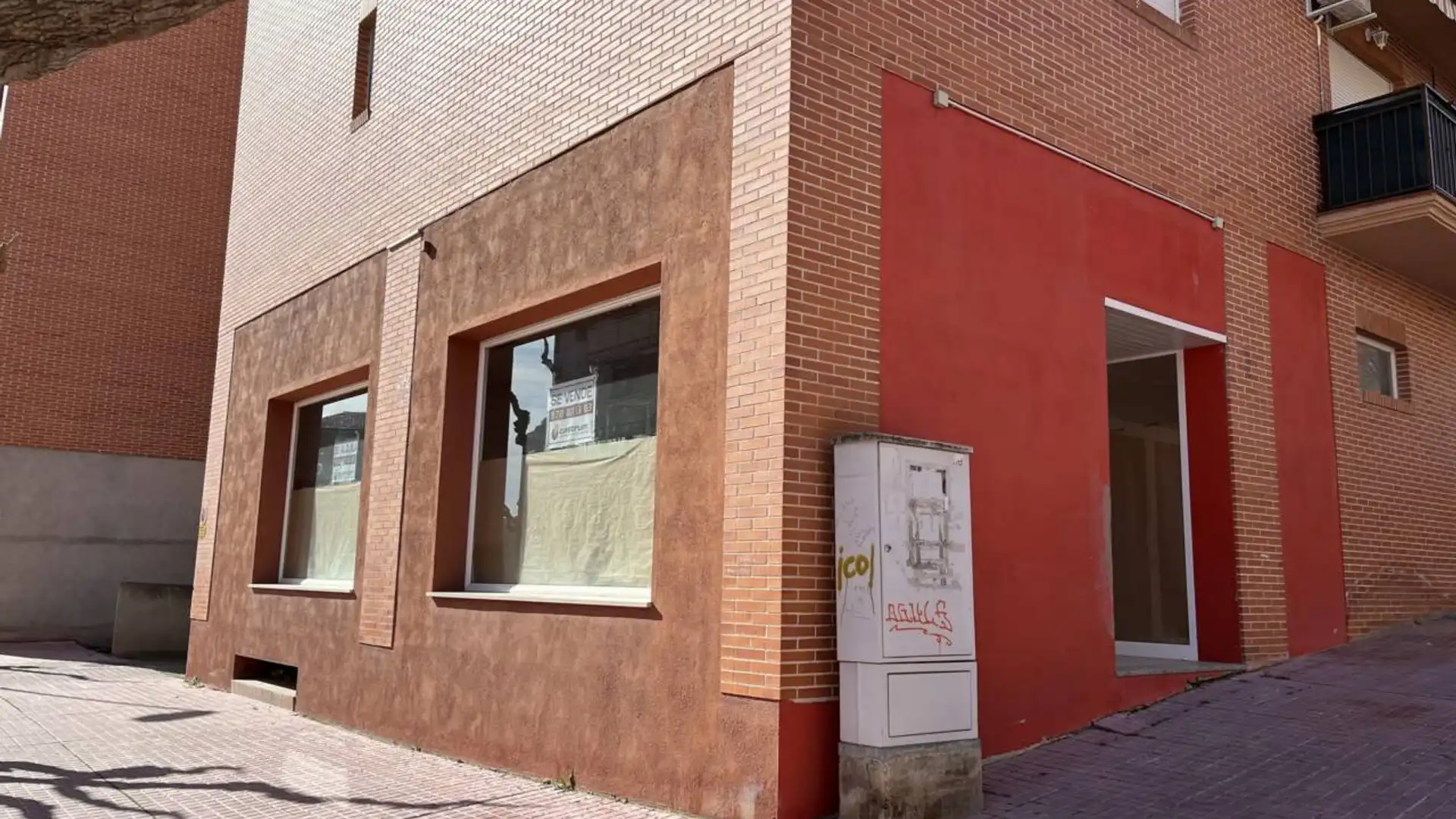 Vista exterior de Local en venta en Alcañiz