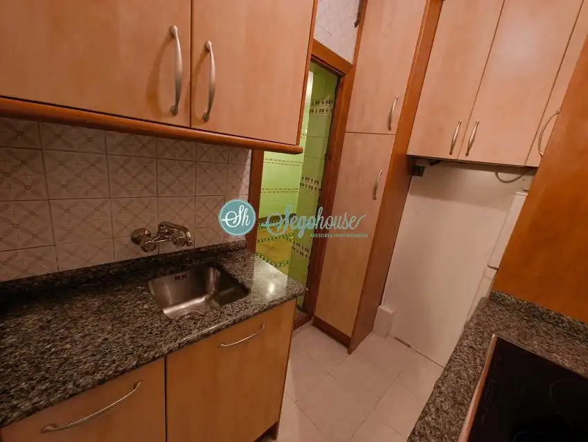 Kitchen of Flat for sale in Segovia  with Heating, Terrace and Furnished