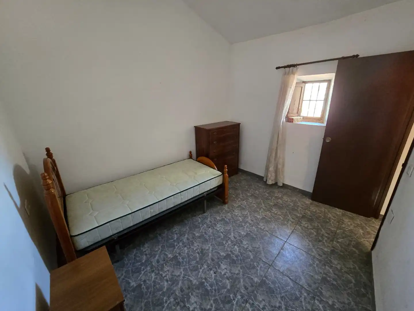 Habitación de Casa o chalet en venta en Colmenar con Jardín privado, Terraza y Amueblado