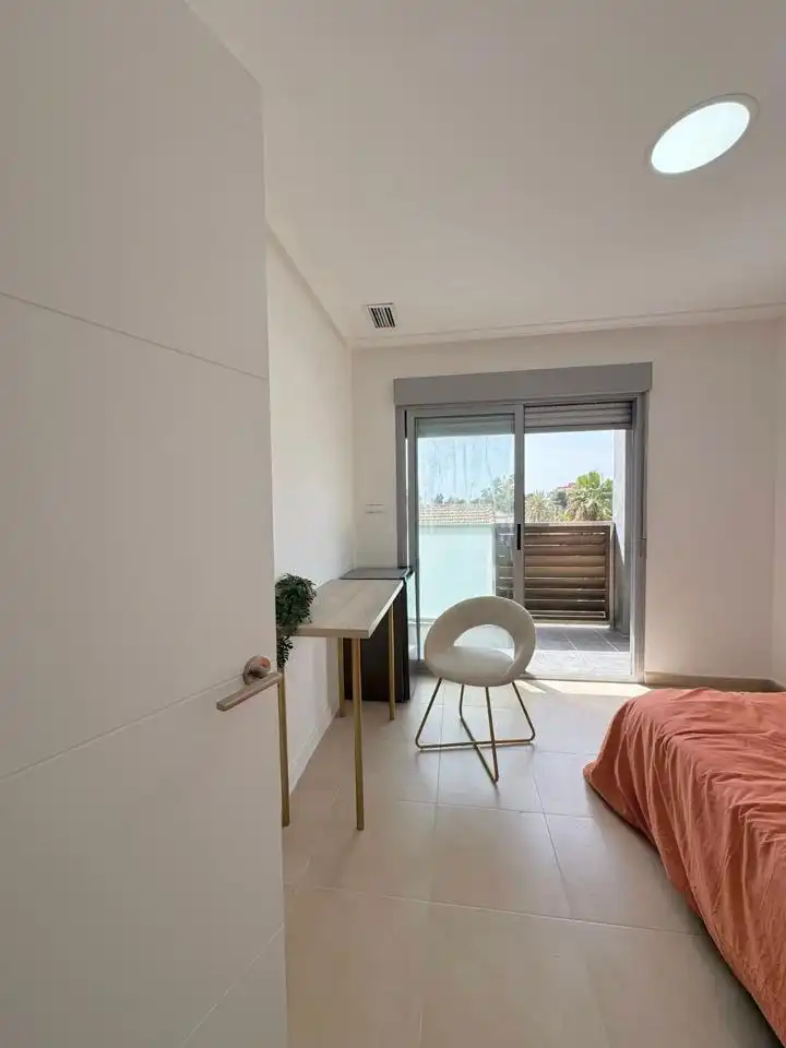 Terrassa de Pis en venda en Torrevieja amb Aire condicionat i Moblat
